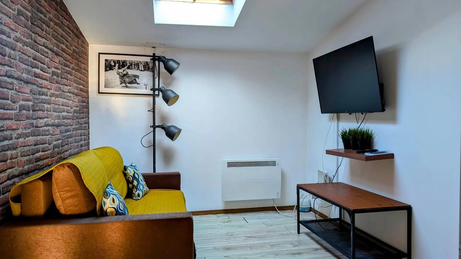 Apartment Al Slowackiego 16 By Homeprime Krakow