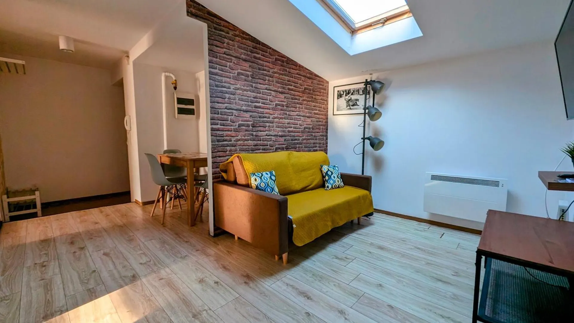 Al Slowackiego 16 By Homeprime Krakow Apartment